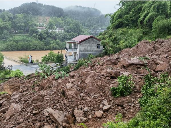 麻阳苗族自治县应急管理局领导团队及职责概览