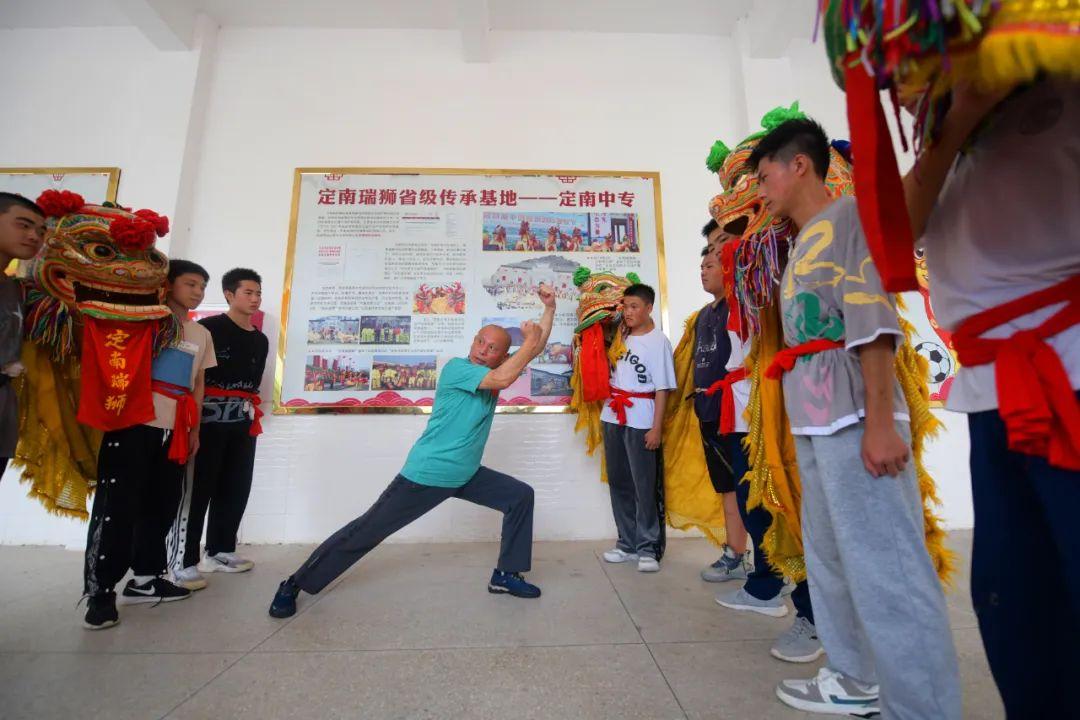 定南县图书馆最新动态报道